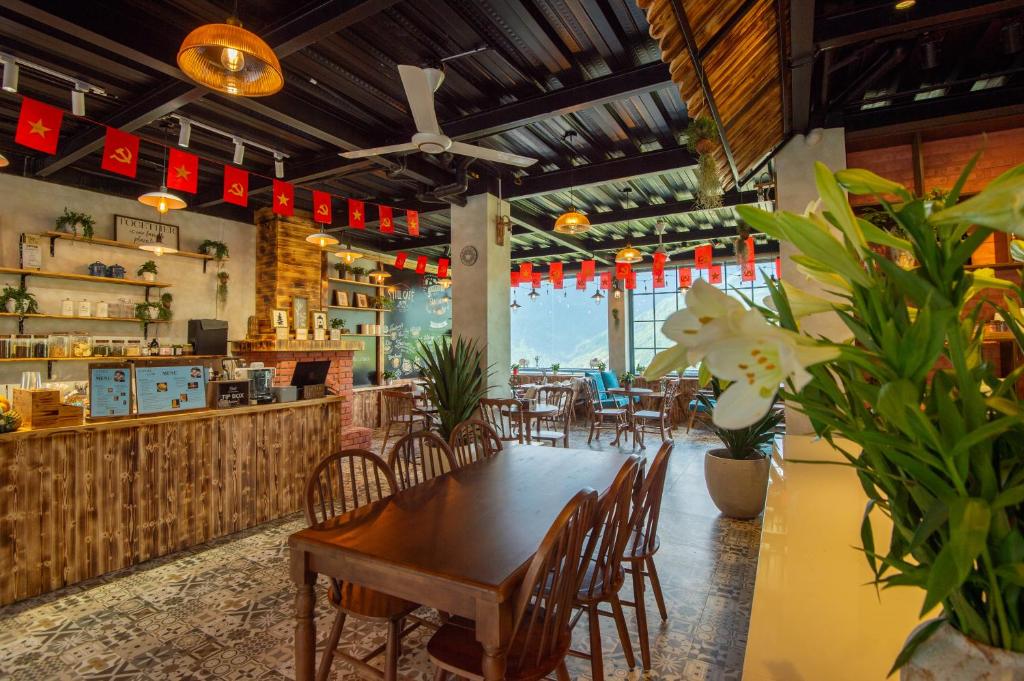 Still Cafe Home Kitchen – Sa Pa